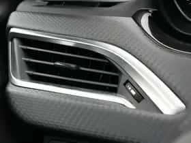 Peugeot 2008 (2016) thumbnail 25