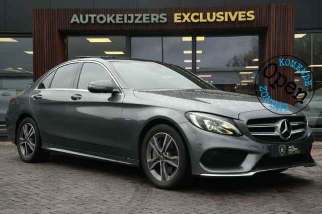 Mercedes-Benz C-Klasse (2018) thumbnail 1