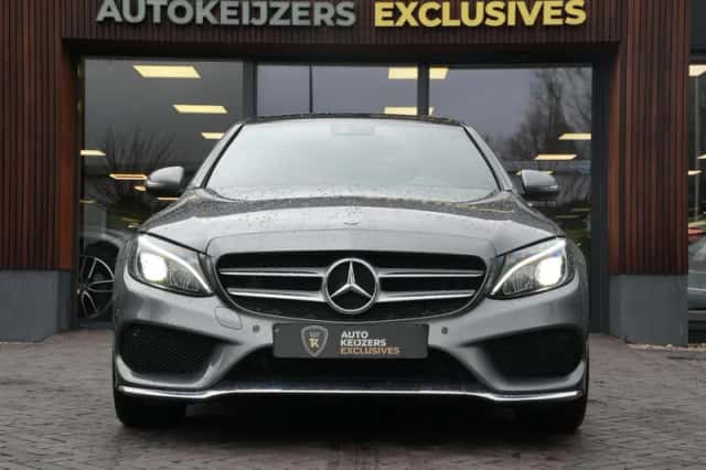 Mercedes-Benz C-Klasse (2018) thumbnail 3