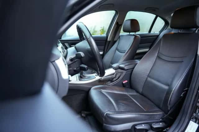 BMW 3-Serie (2011) thumbnail 6