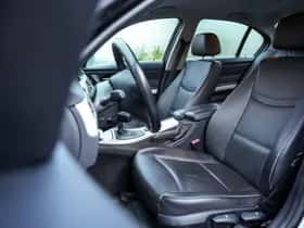 BMW 3-Serie (2011) thumbnail 6