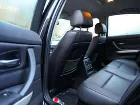BMW 3-Serie (2011) thumbnail 8