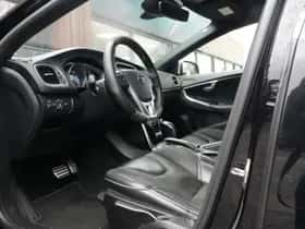 Volvo V40 (2018) thumbnail 19