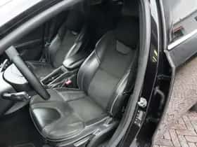 Volvo V40 (2018) thumbnail 4