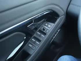 Land Rover Range Rover Evoque (2022) thumbnail 13