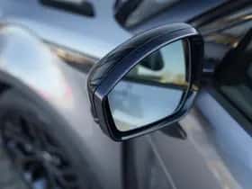 Land Rover Range Rover Evoque (2022) thumbnail 32