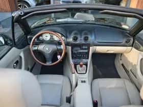 Mazda MX-5 (2000) thumbnail 2