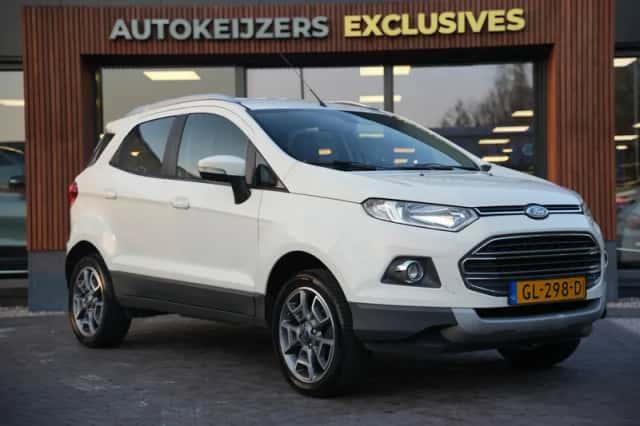 Ford EcoSport (2015) thumbnail 1