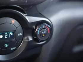 Ford EcoSport (2015) thumbnail 16