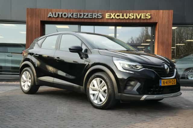 Renault Captur (2021) thumbnail 1