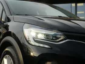 Renault Captur (2021) thumbnail 2