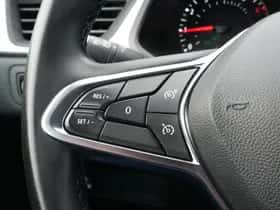 Renault Captur (2021) thumbnail 22