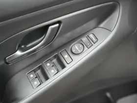 Hyundai i30 Fastback (2021) thumbnail 17