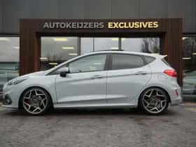 Ford Fiesta (2018) thumbnail 3