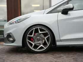 Ford Fiesta (2018) thumbnail 4