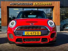 MINI Cabrio (2016) thumbnail 3