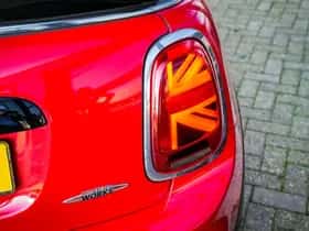 MINI Cabrio (2016) thumbnail 26