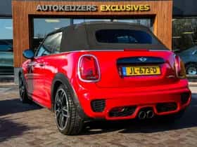 MINI Cabrio (2016) thumbnail 9