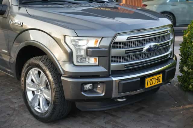 Ford F-150 (2016) thumbnail 2