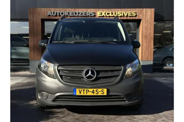 Mercedes-Benz Vito (2018) thumbnail 3
