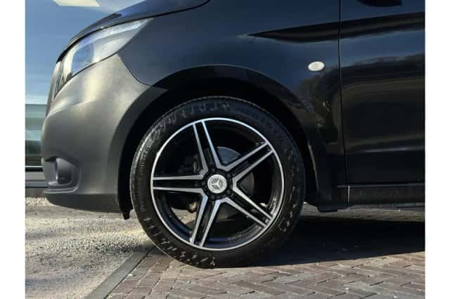 Mercedes-Benz Vito (2018) thumbnail 5