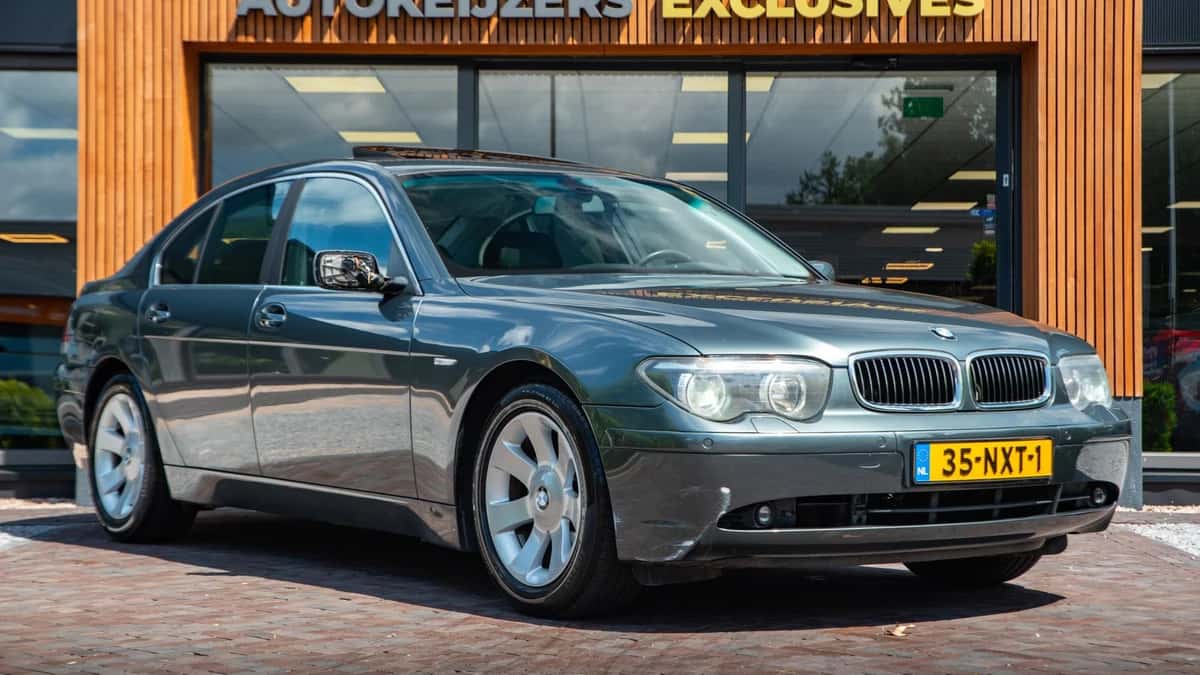 BMW 7-Serie (2004) — foto 1