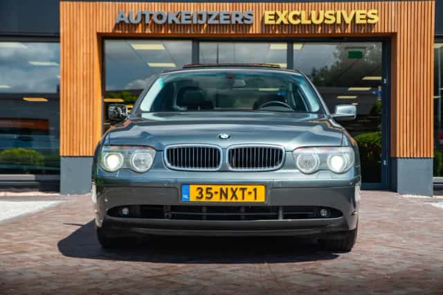 BMW 7-Serie (2004) thumbnail 2