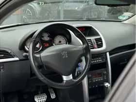 Peugeot 207 (2008) thumbnail 7