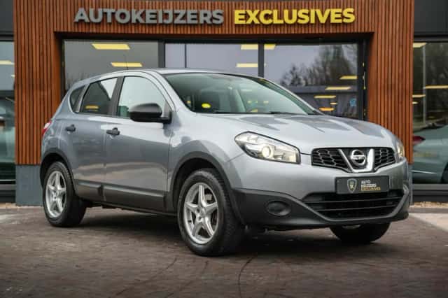 Nissan Qashqai (2010) thumbnail 1