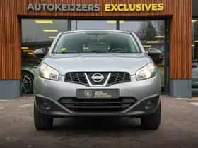Nissan Qashqai (2010) thumbnail 2