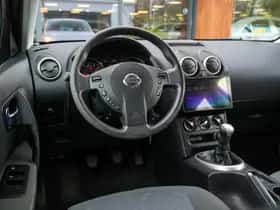 Nissan Qashqai (2010) thumbnail 10