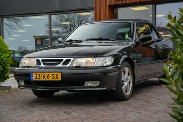 Saab 9-3 (2002) thumbnail 3