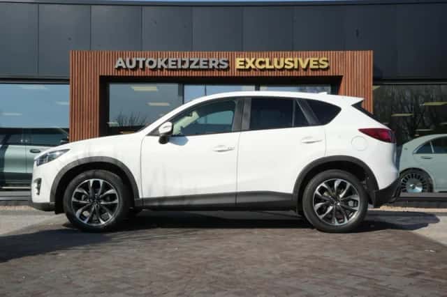 Mazda CX-5 (2017) thumbnail 5