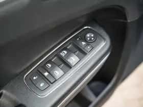 Lancia Thema (2013) thumbnail 21