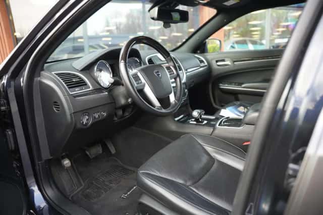 Lancia Thema (2013) thumbnail 6