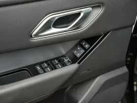 Land Rover Range Rover Velar (2023) thumbnail 14