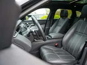 Land Rover Range Rover Velar (2023) thumbnail 8