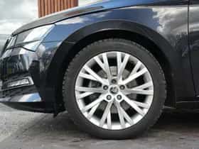 Škoda Superb thumbnail 10