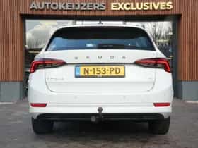 Škoda Octavia (2022) thumbnail 9