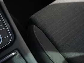 Volkswagen Passat (2022) thumbnail 16