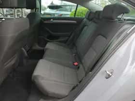 Volkswagen Passat (2022) thumbnail 20
