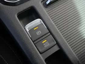 Volkswagen Passat (2022) thumbnail 25
