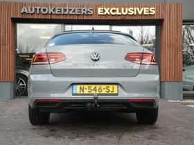 Volkswagen Passat (2022) thumbnail 9