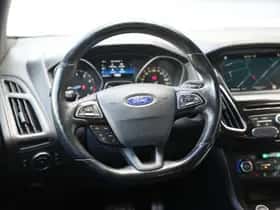 Ford Focus (2017) thumbnail 14