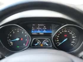 Ford Focus (2017) thumbnail 15