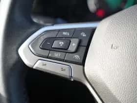 Volkswagen Golf (2022) thumbnail 31