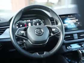 Škoda Kamiq (2023) thumbnail 12