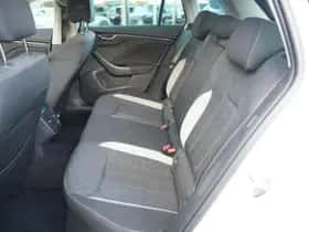 Škoda Kamiq (2023) thumbnail 15