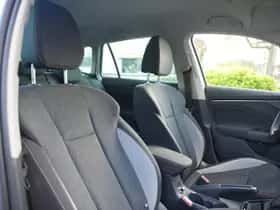 Škoda Kamiq (2023) thumbnail 19