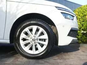 Škoda Kamiq (2023) thumbnail 9
